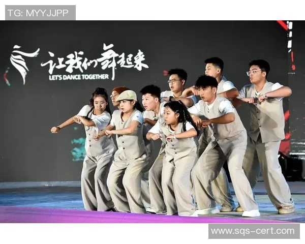 街舞热议：武汉街舞队的团队协作争议_1